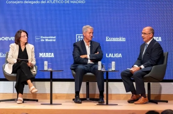 实的基础工, 入大量资金, 充满才华与