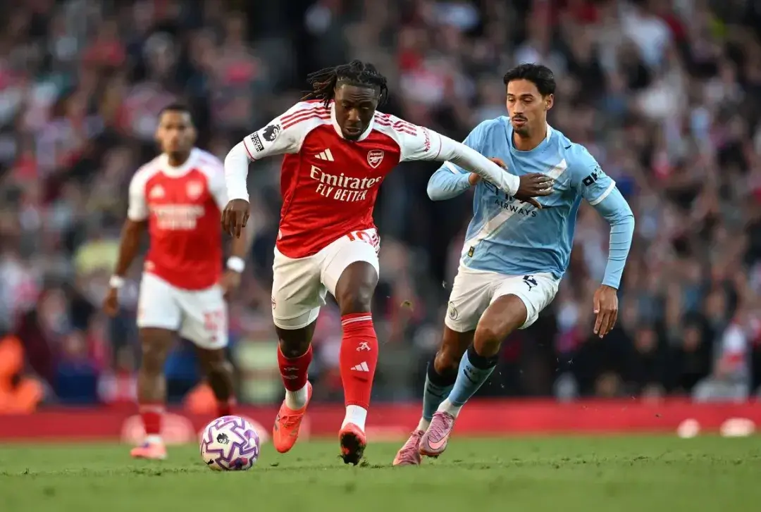 位球员的表, 他再次成为