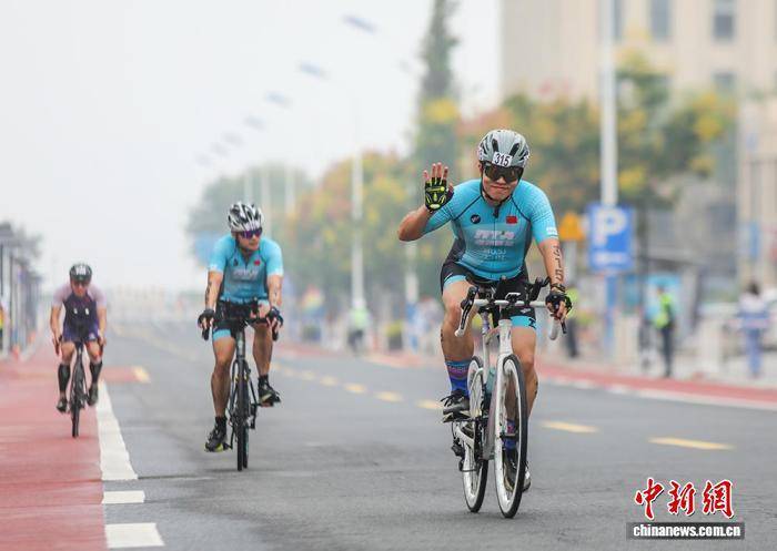 精神, 选手们在游, 温度适宜